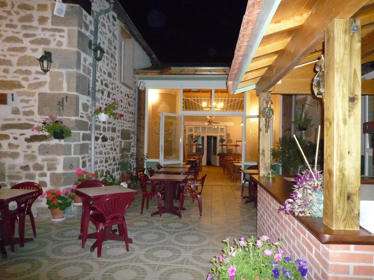 Hotel Au Relais Du Parc De Millevaches Felletin Esterno foto